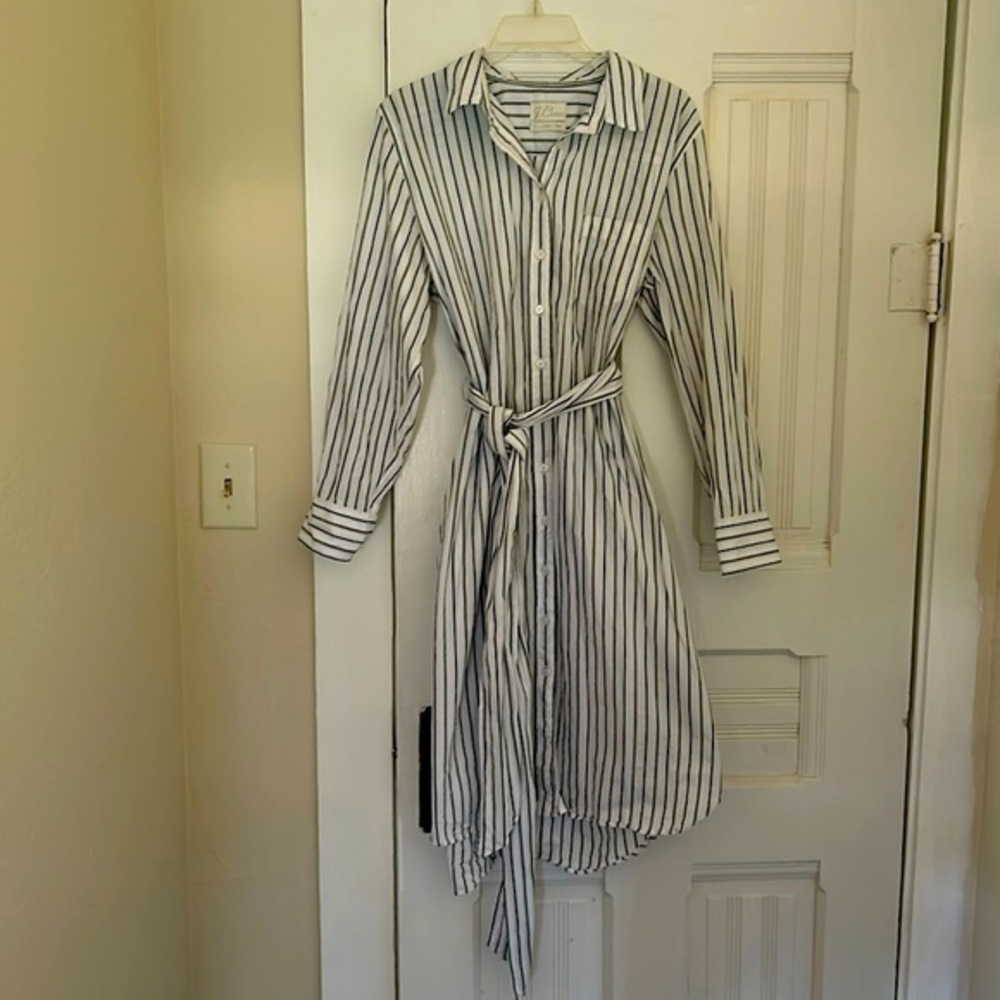 J. Crew Classic T-shirt dress with belt. Striped. Size 16
